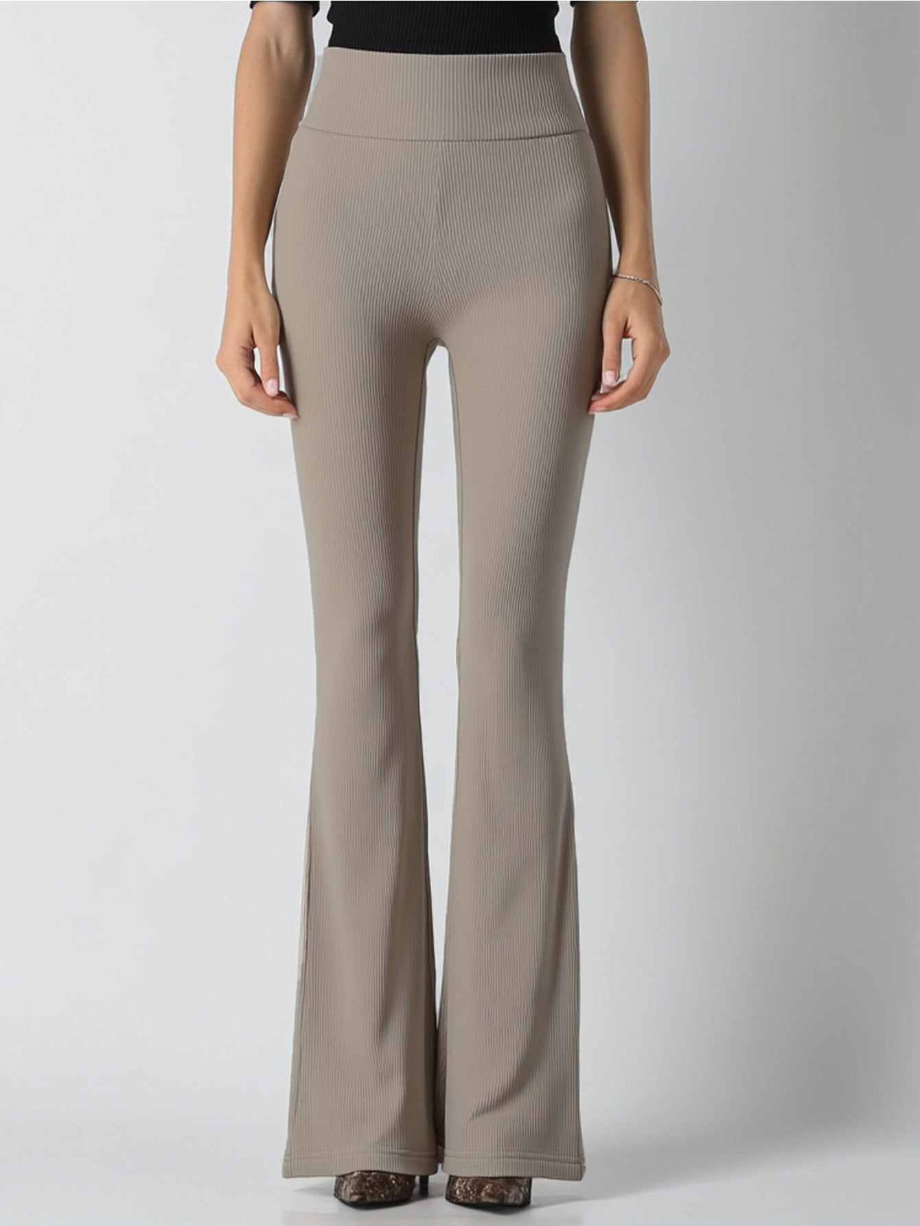 Women's Ribbed Knit High Waist Flare Pants Stretchy Butt-Lifting Slimming Casual Yoga Bell Bottoms