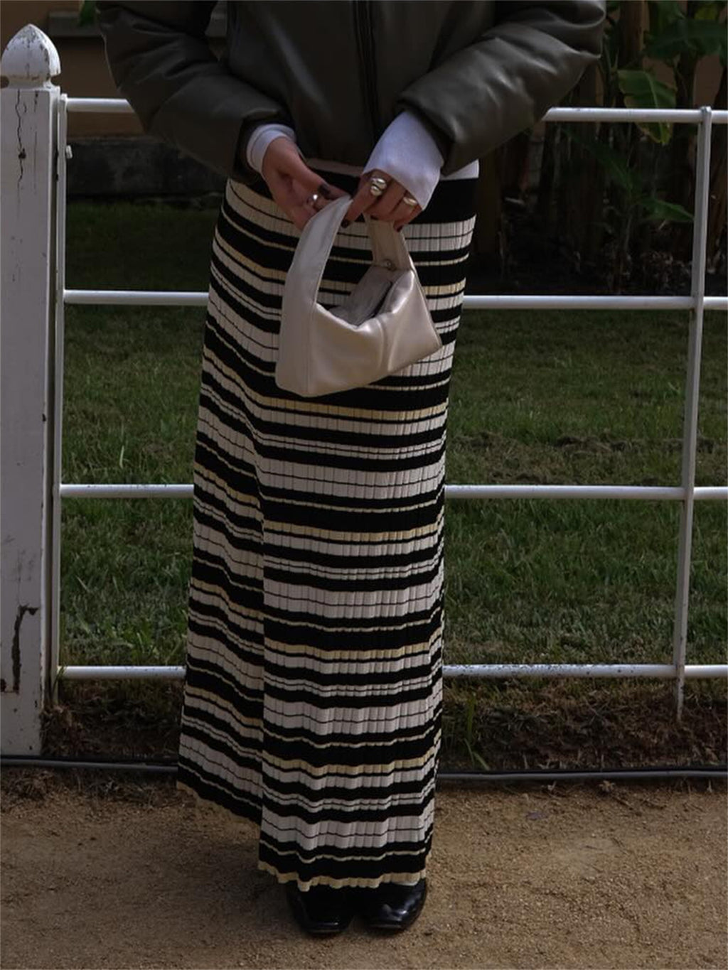 1pc Viscose High-Waist Knit Skirt for Women - Chic Striped Pattern, Slim Fit Long Skirt, All-Season Versatile Fashion