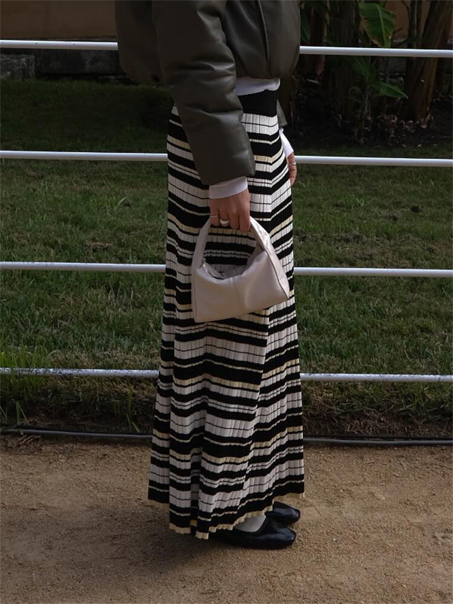 1pc Viscose High-Waist Knit Skirt for Women - Chic Striped Pattern, Slim Fit Long Skirt, All-Season Versatile Fashion