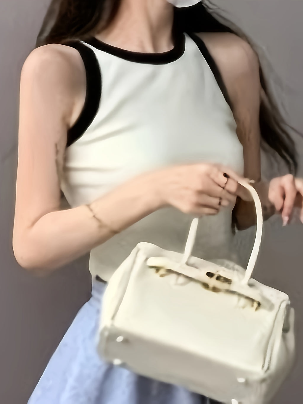 Women's C-Key Vacation Style Color-Block Tank Top - White & Black Sleeveless Round Neck, Medium Stretch Machine-Washable All-Season Casual Top, Versatile Clothing, Twist Knot Detail, Comfortable Fit