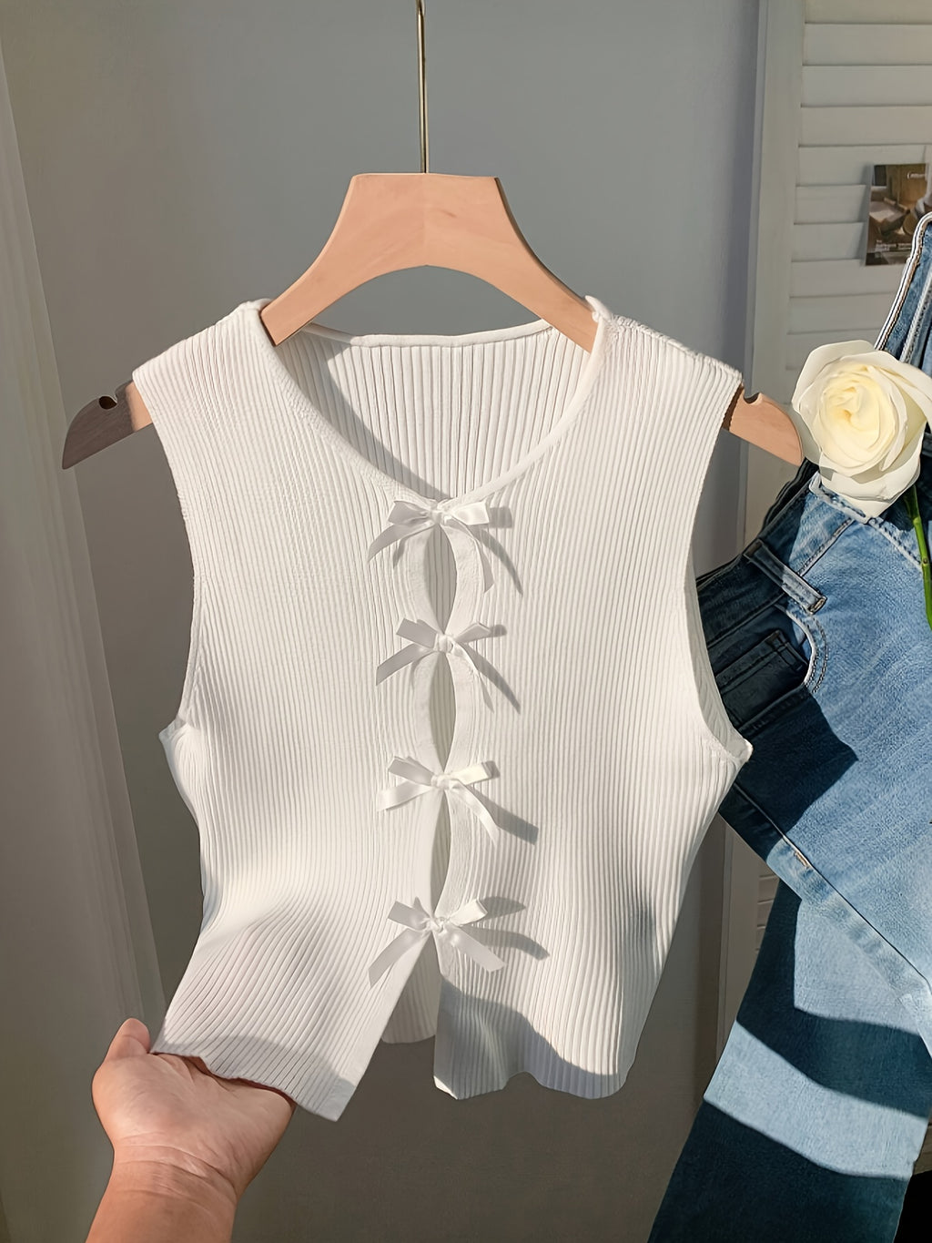 Women's Sexy Summer Stretch Vest - Form-Fitting Ribbed Design with Bow Accents, High Elasticity Round Neck Sleeveless Top, Solid Color Casual to Dressy Wear, Sleeveless Vests, Versatile Clothing, Sensual Material