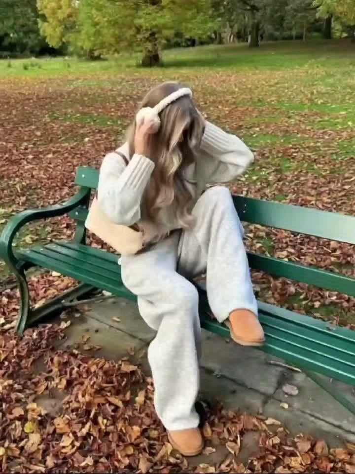 Women'S Elegant Crew Neck Sweater - Soft Long Sleeve Pullover with Ribbed Cuffs, Chic Fall\u002FWinter Sweater for Everyday & Formal Outfits, Ladies Sweaters