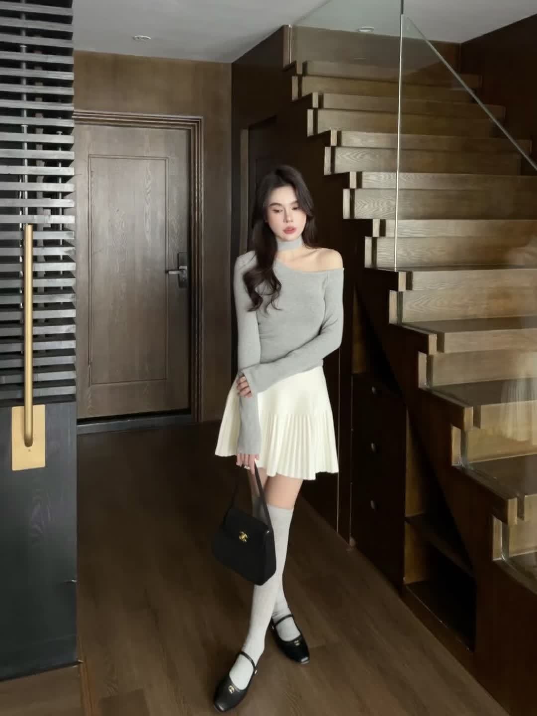 Women'S High-Waist Pleated Skirt - Cozy Black A-Line Mini Skirt for Fall & Winter, Casual Style with Fringe Detail, Perfect for Casual Attire, Cozy Clothing | Fringe Skirt | Construction, High Waisted Skirt